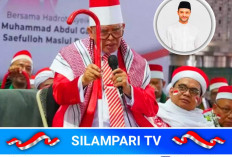 Abah Aos Tuai Kontroversi, Sebut Pemimpin Haram Pakai Kopiah Hitam dan Diwajibkan Pakai Kopiah Merah Putih