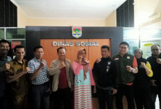 Respon Cepat IKM dan Dinsos Pulangkan Warga Agam ke Kampung Halaman