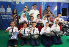 Sebanyak 8.267 Siswa Terima Seragam Sekolah Gratis SD-SMP Negeri dan Swasta se Kota Lubuklinggau