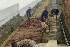 Tingkatkan Keterampilan di Bidang Pertanian, Warga Binaan Lapas Narkotika Muara Beliti Tanam Bibit Kangkung