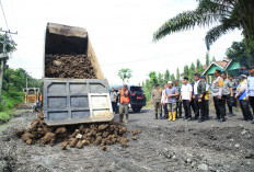 Gubernur Herman Deru Pastikan Perbaikan Jalan Sekayu–Lubuk Linggau Segera Dimulai