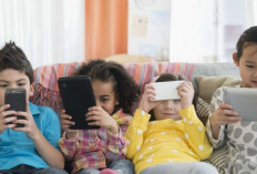 Terlalu Lama di Depan Gadget, Perkembangan Anak Terancam Terganggu