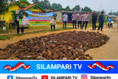 Polres Musi Rawas Tunjukkan Kepedulian, Tambal Jalan Rusak Sepanjang 1 Km Secara Swadaya di Megang Sakti
