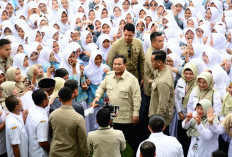 Komitmen Prabowo Subianto Perkuat Pendidikan Renovasi Ratusan Ribu Sekolah  & Smart Class Seluruh Indonesia