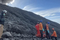 Gunung Marapi Kembali Erupsi, Semburkan Abu Vulkanik Setinggi 2.000 Meter