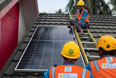 PLN Hadirkan Terang untuk Pendidikan Pelosok, SD Negeri Sungai Jambu Kini Nikmati Listrik Tenaga Surya