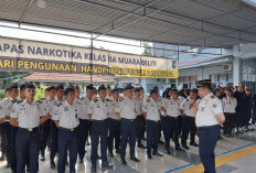 Tahun Baru, Tampilan Baru: Kalapas Narkotika Muara Beliti Tekankan Kerapian dan Kepatuhan Pakaian Dinas