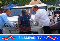 Viral! Pria Paruh Baya Hadang Mobil Presiden Prabowo dan Sampaikan Aspirasi
