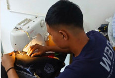 Dari Balik Mesin Jahit, Warga Binaan Lapas Narkotika Muara Beliti Ciptakan Rompi Siap Pakai