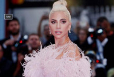 Lady Gaga Tunda Penampilan di Montreal karena Masalah Kesehatan, Tur Tetap Berlanjut