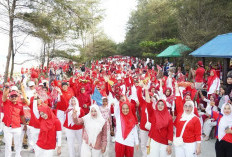 Luar Biasa! 20 Ribu Penari di Bengkulu Pecahkan Rekor Dunia Lewat Parade Tari Sepanjang 3,6 Kilometer