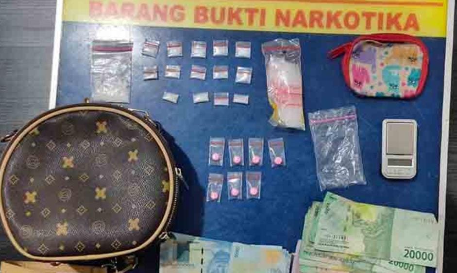 Pengedar Narkoba Muara Medak Ditangkap, Polisi Temukan Paket Sabu dan Pil Ekstasi