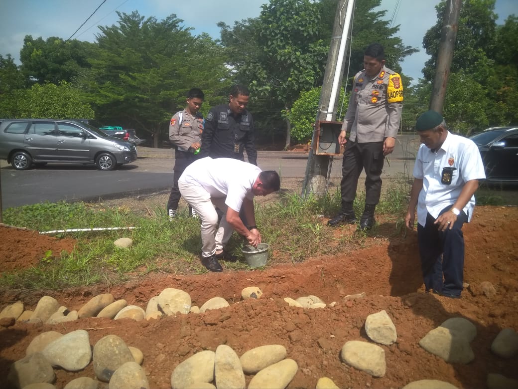 Kapolres Pimpin Bedah Rumah Asrama Polres-Pondok Tahfidz