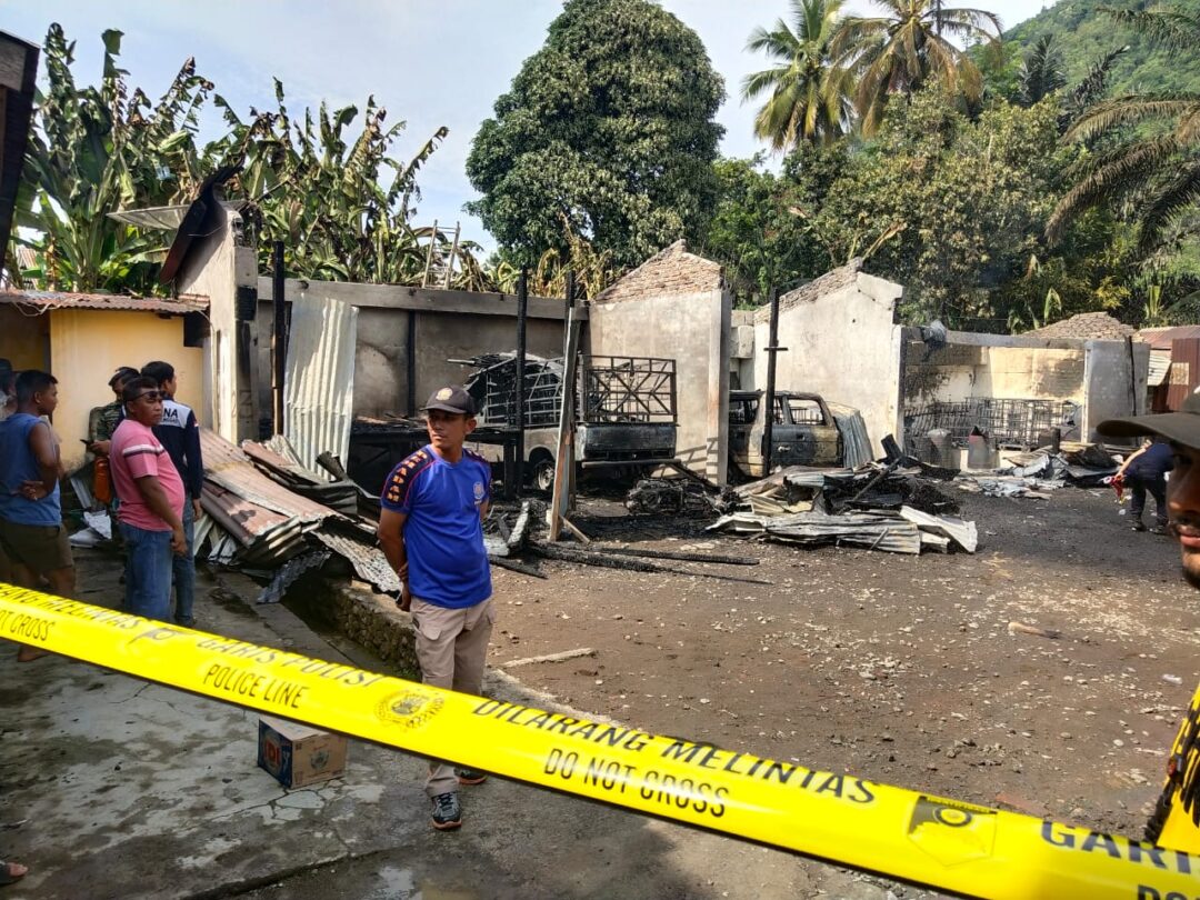 Gudang Penimbunan BBM Ilegal di Lubuklinggau Terbakar, 2 Mobil Ikut Hangus