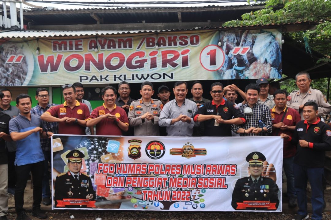 Kapolres Mura Coffe Morning Dengan Jurnalis, Sederhana Tapi Berkesan