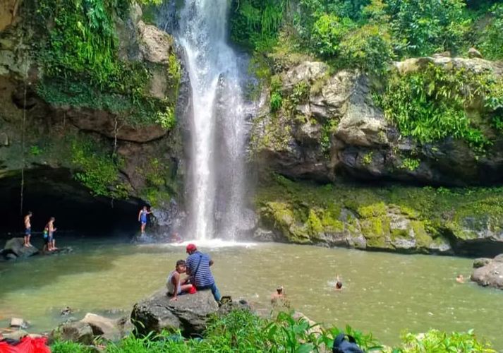 Pesona Air Terjun Curug Tinggi Musi Rawas