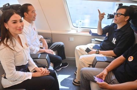 Presiden Joko widodo Coba Kereta Cepat Jakarta-Bandung, Dengan Waktu Hanya 26 Menit