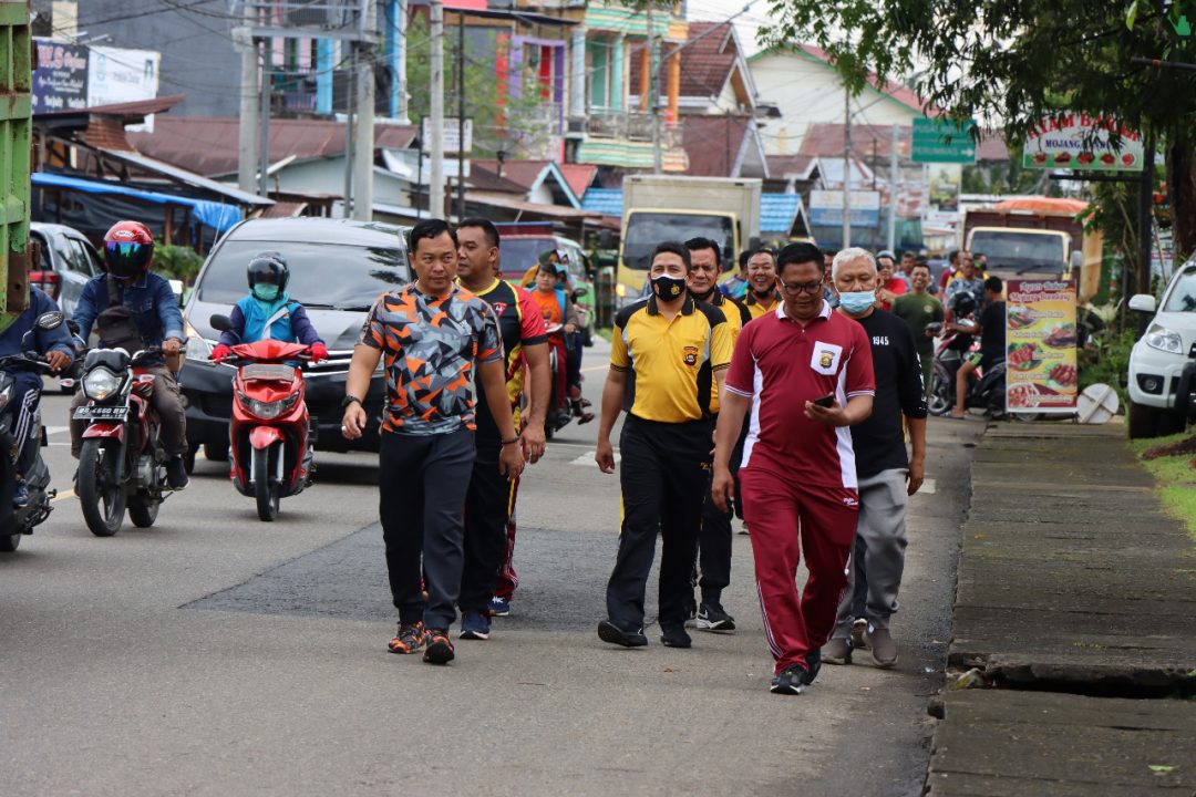 Kapolres Mura Olahraga Bersama Dandim dan Eksekutif