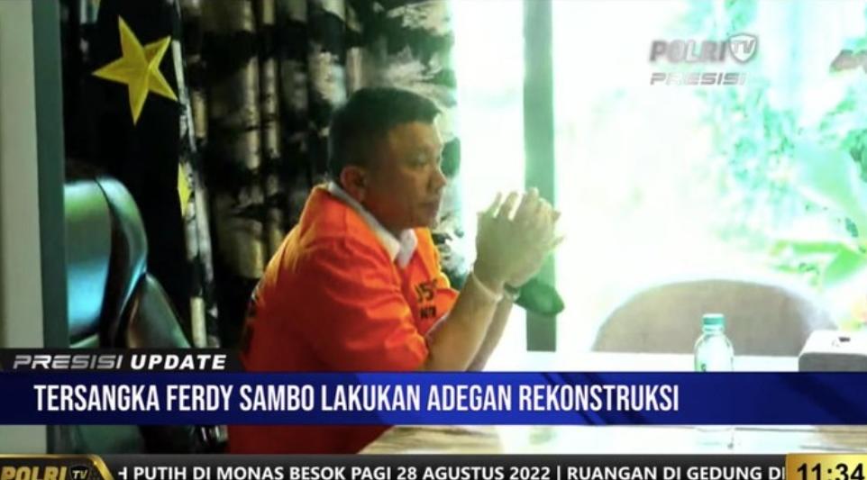 Ferdi Sambo Berbaju Tahanan dan Tangan Terikat, Pemandangannya Kontras