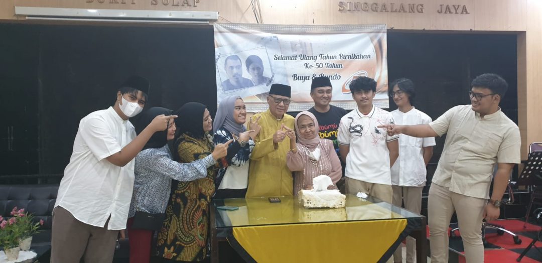 Ulang Tahun Pernikahan ke 50 Tahun Owner RM Singgalang