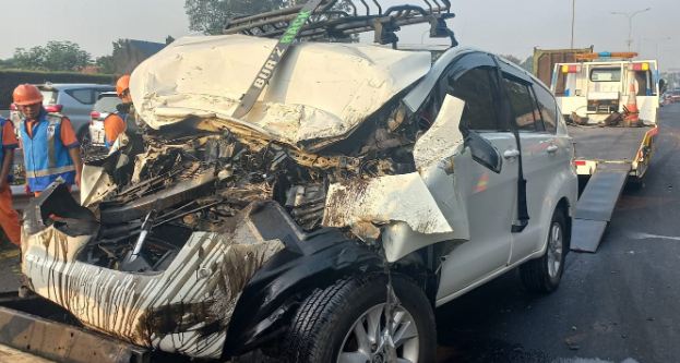 Empat Kendaraan Terlibat Kecelakaan di Tol JORR