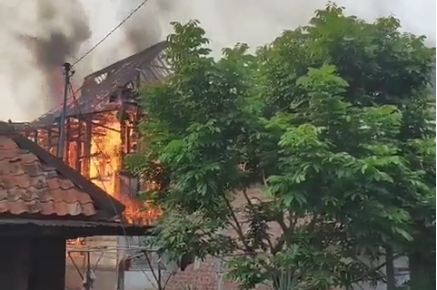 Tiga Rumah Terbakar di Mandi Aur Musi Rawas
